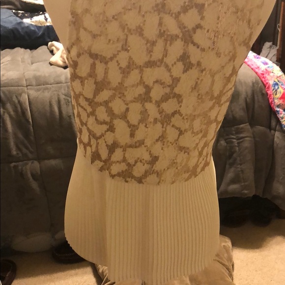 AMAZING Embellished Anthro Top - Picture 3 of 5